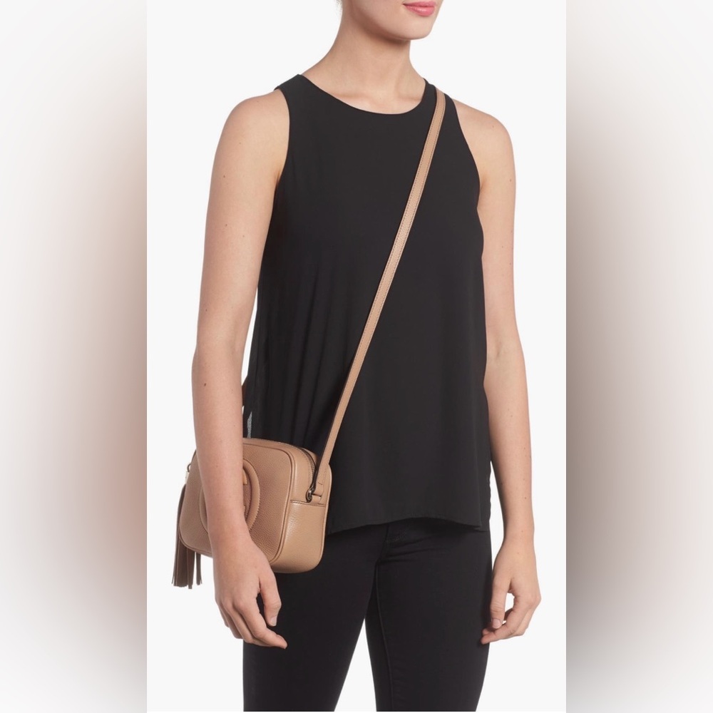 GUCCI Leather Soho Disco Crossbody w/Tassel Unisex/feminine look add Gucci scarf - Picture 4 of 16